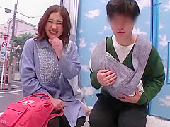 231227子持ちママにチ○ポ見せて挿入a3